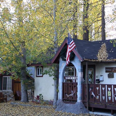 Castle Wood Theme Cottages- Couples Only Big Bear Lake Eksteriør billede