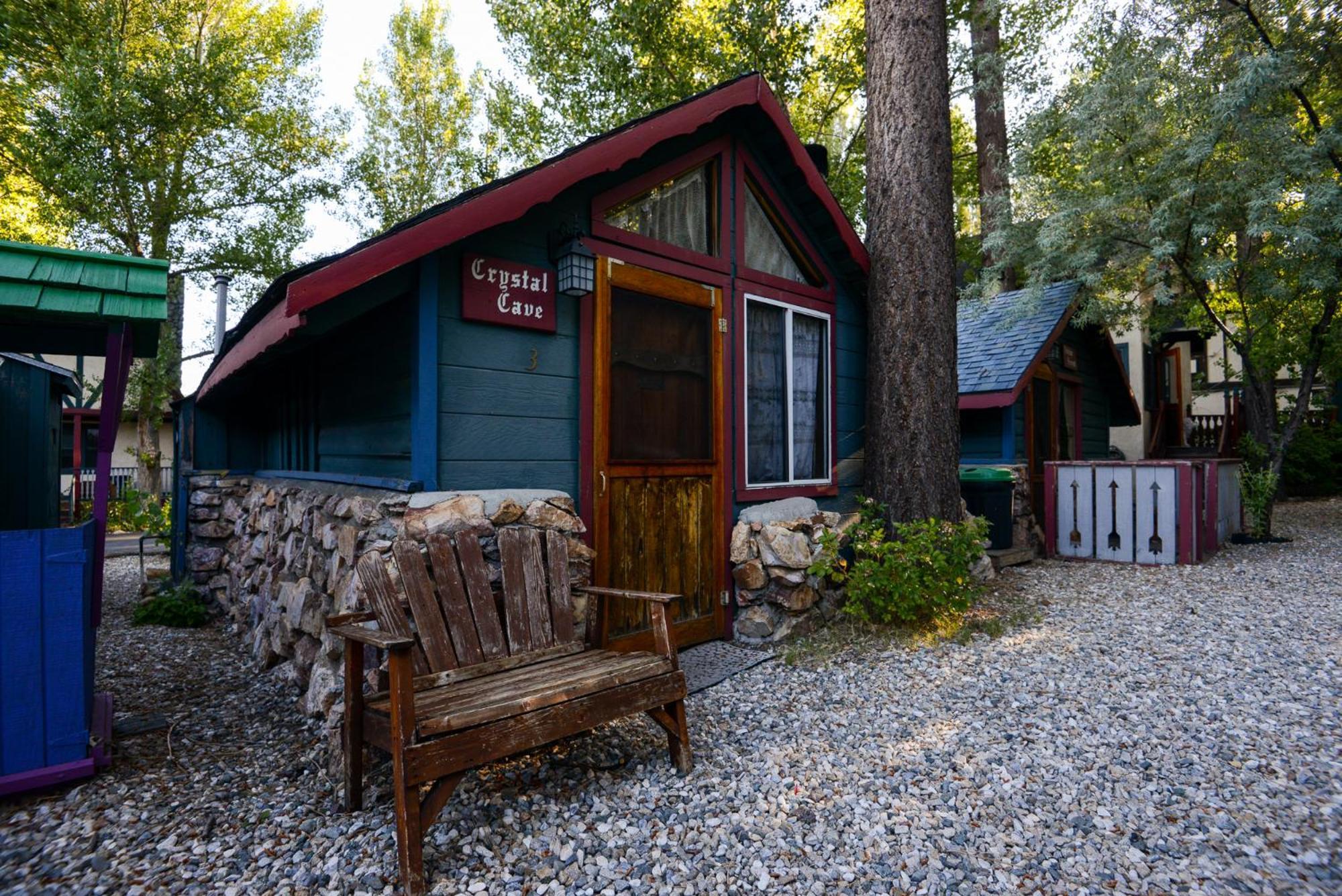 Castle Wood Theme Cottages- Couples Only Big Bear Lake Eksteriør billede