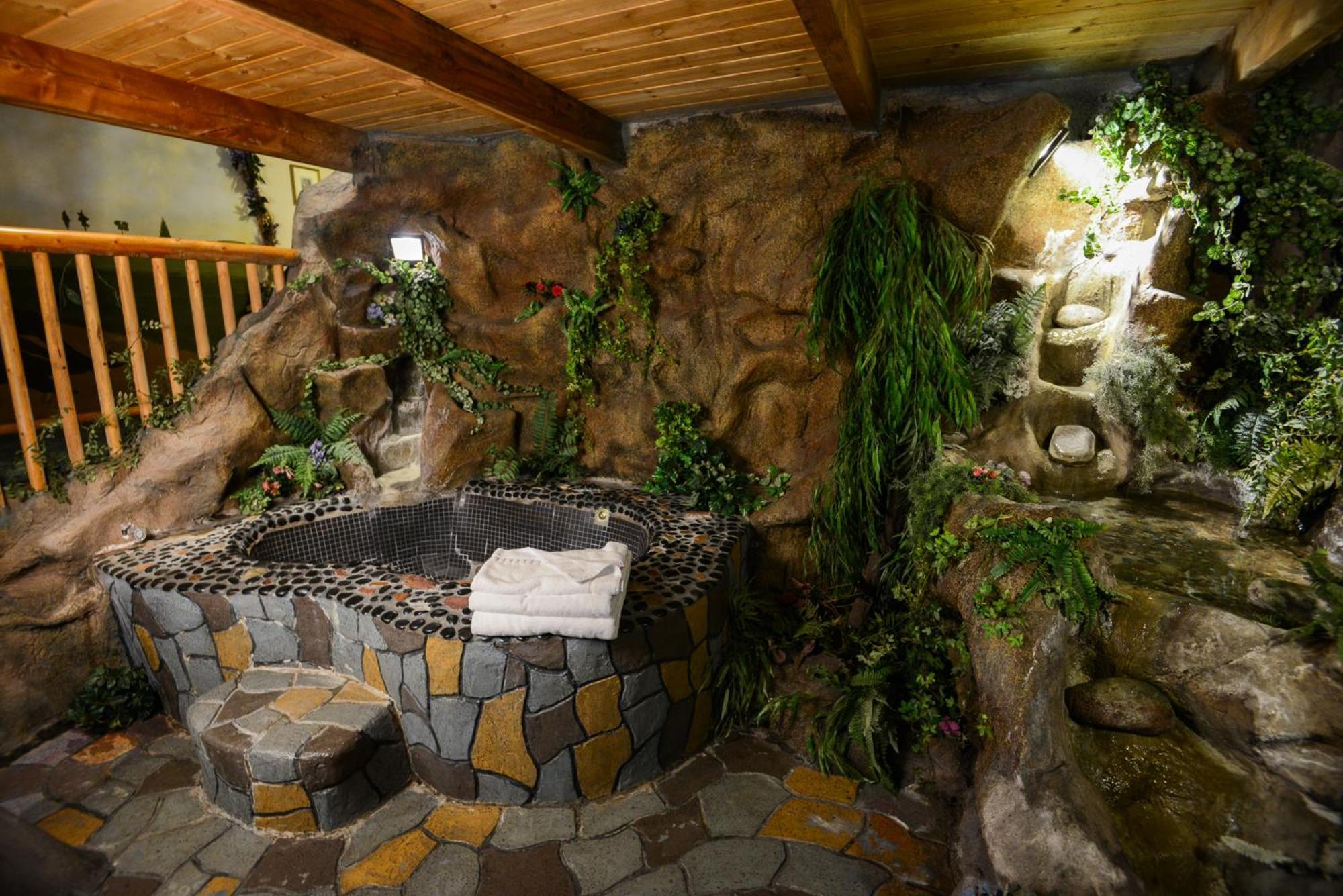 Castle Wood Theme Cottages- Couples Only Big Bear Lake Eksteriør billede