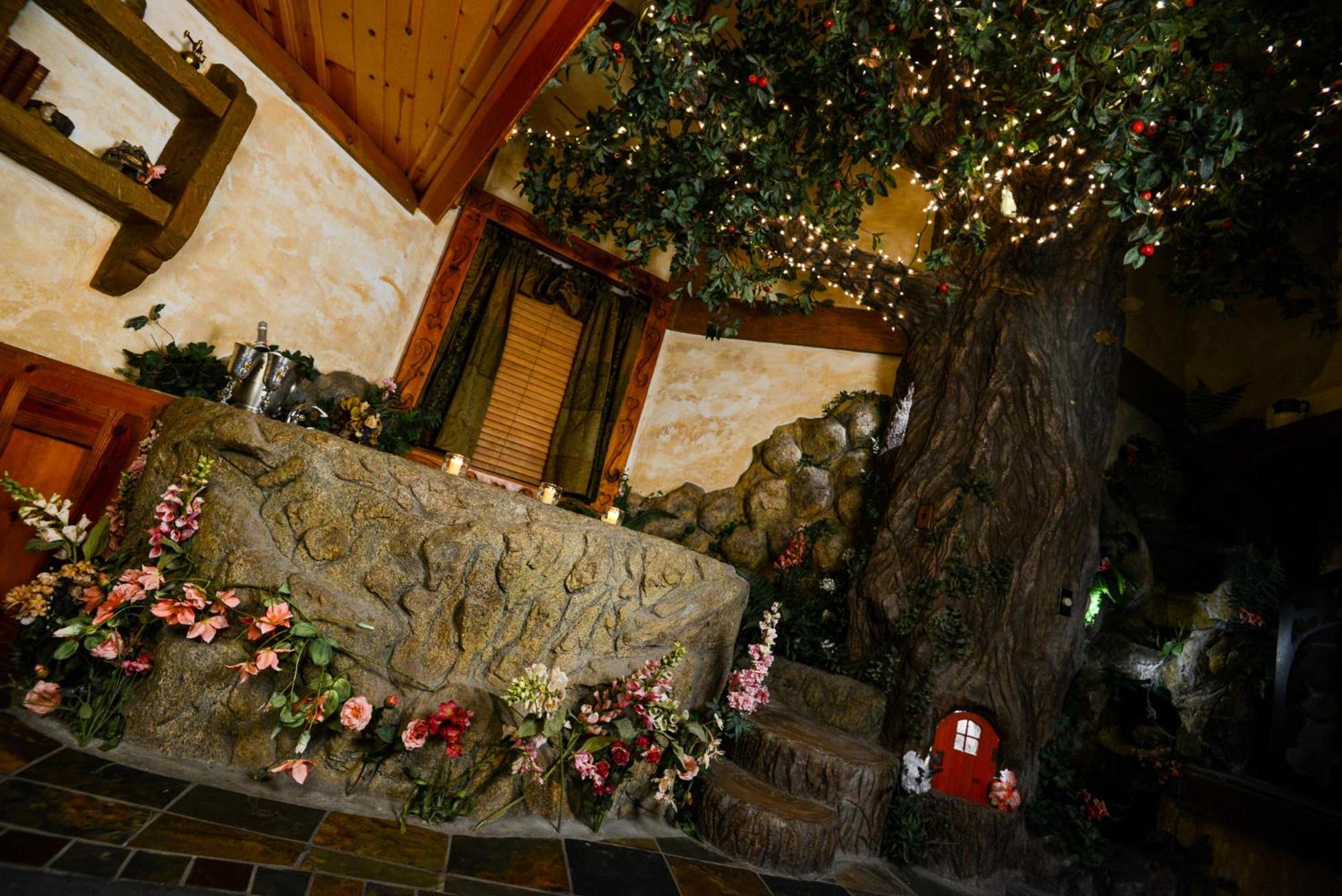 Castle Wood Theme Cottages- Couples Only Big Bear Lake Eksteriør billede