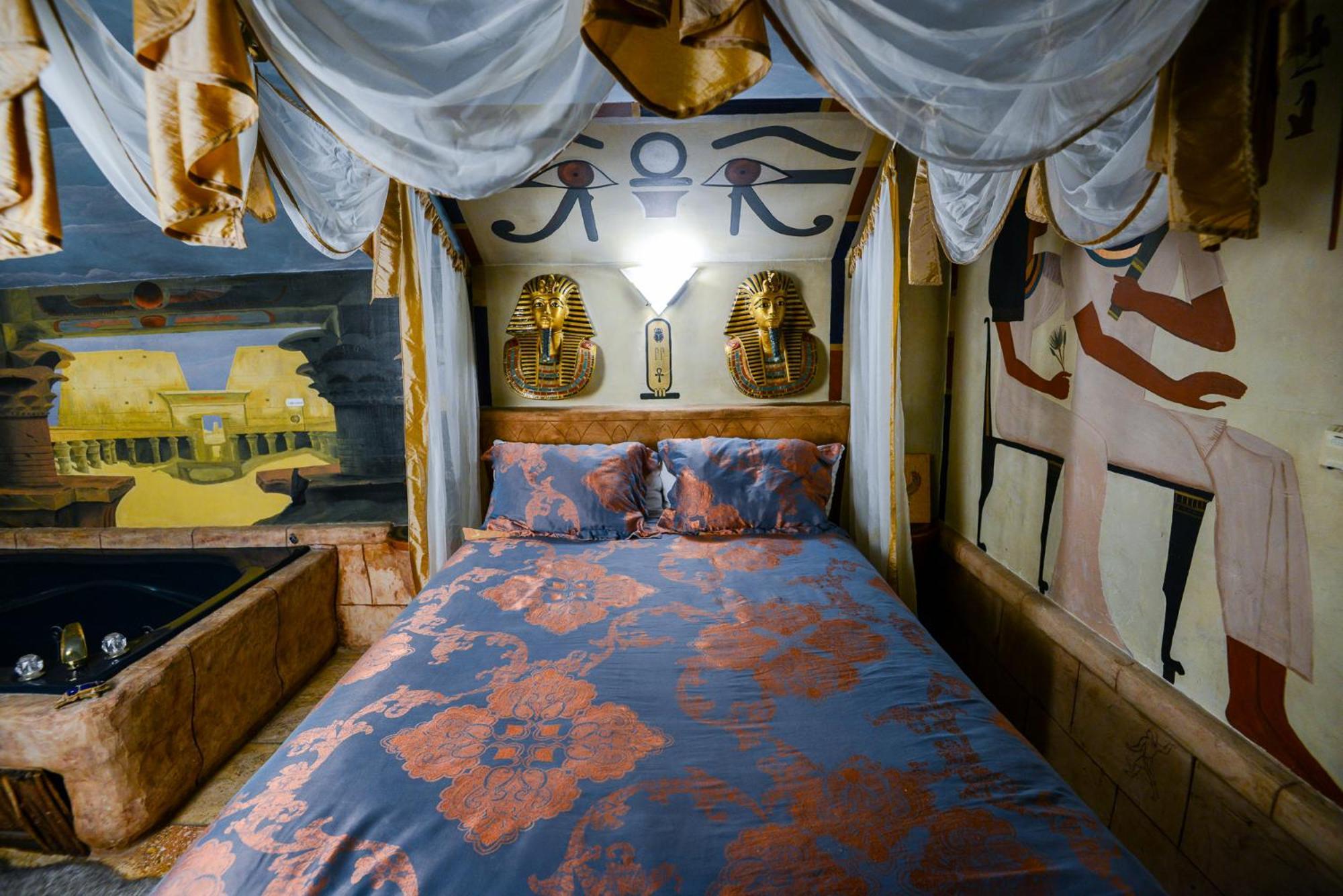 Castle Wood Theme Cottages- Couples Only Big Bear Lake Eksteriør billede
