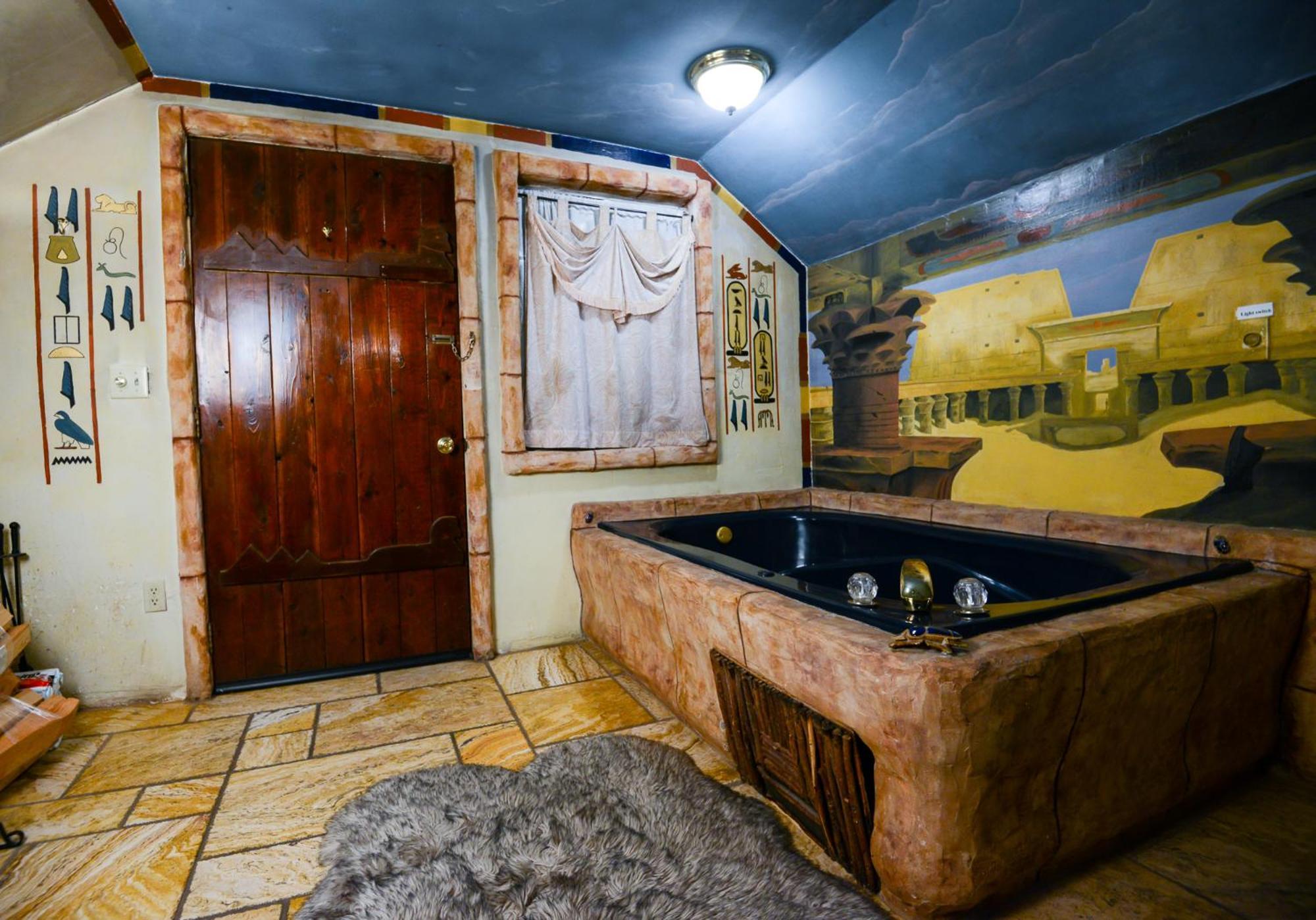 Castle Wood Theme Cottages- Couples Only Big Bear Lake Eksteriør billede
